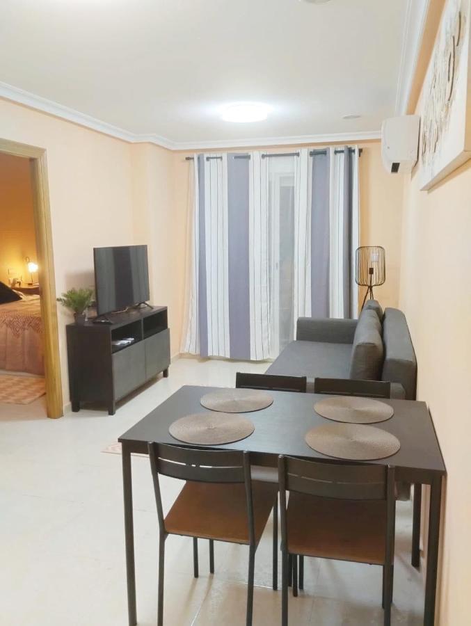 Torrevieja 2 Bedroom Holiday Apartment Exteriér fotografie